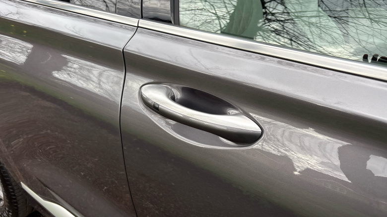 Hyundai SANTA FE 1.6 TGDi Plug-in Hybrid Ultimate 5dr 4WD Auto Estate